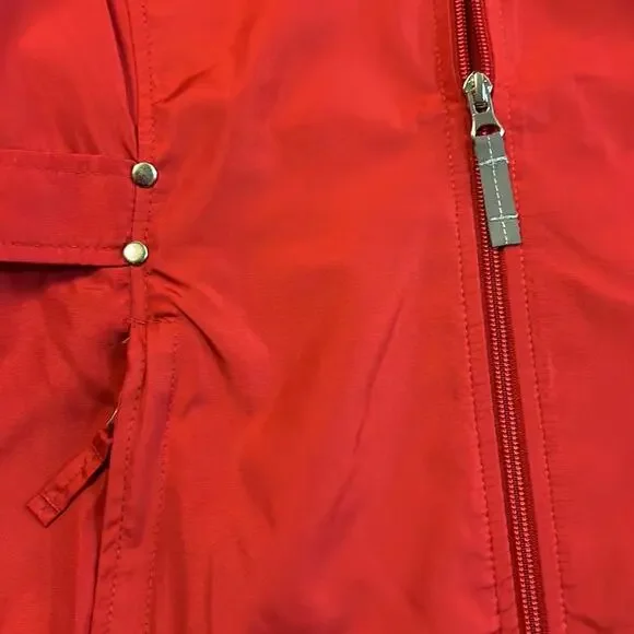 NWOT. Jones New York Red Packable Rain Jacket. M - Picture 4 of 6